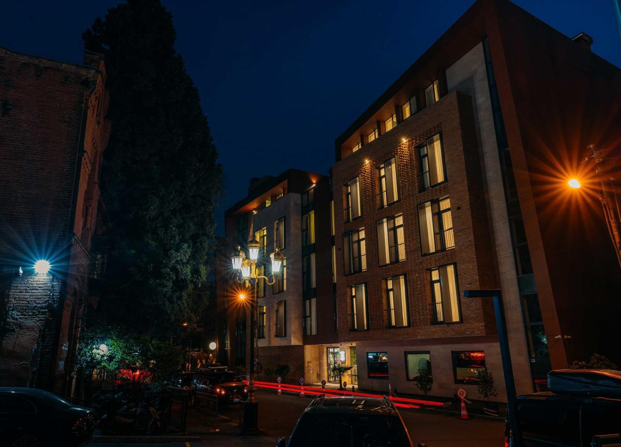 Hotel Monday By Dnt Group Tbilisi Eksteriør billede
