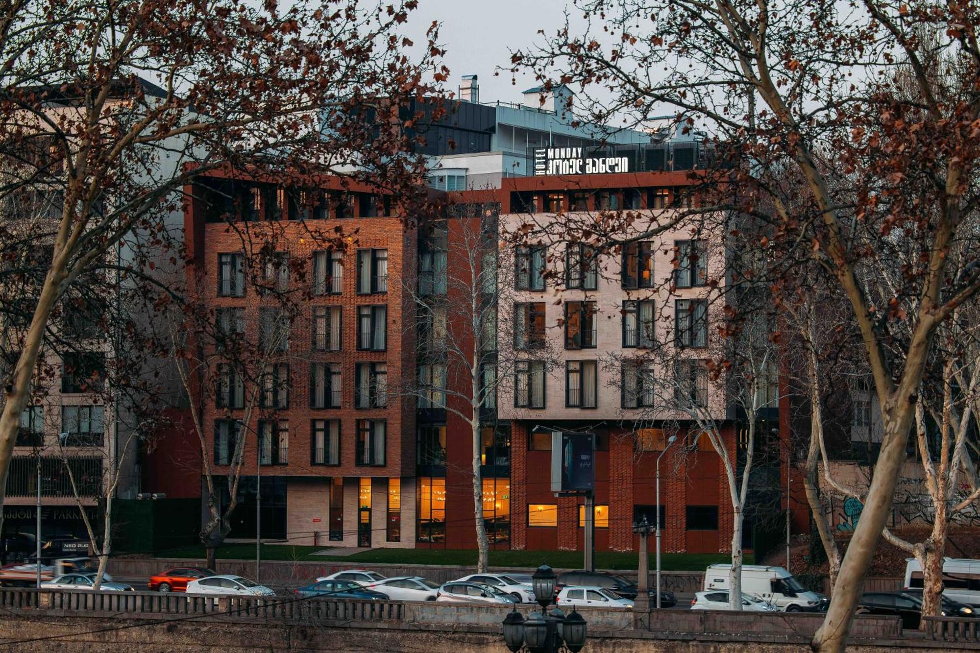 Hotel Monday By Dnt Group Tbilisi Eksteriør billede