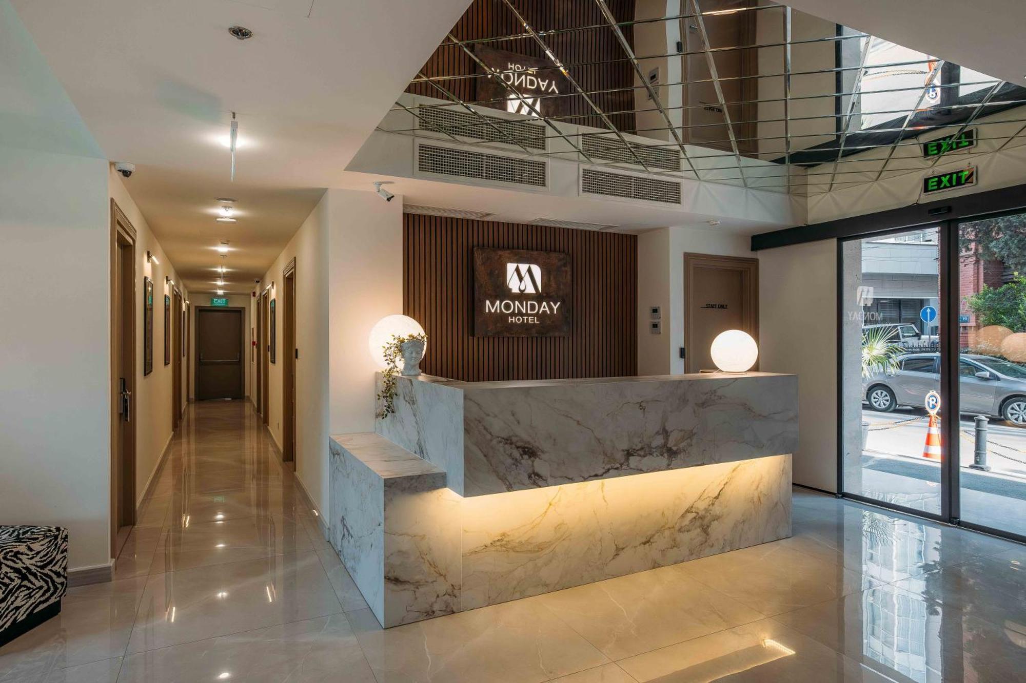 Hotel Monday By Dnt Group Tbilisi Eksteriør billede