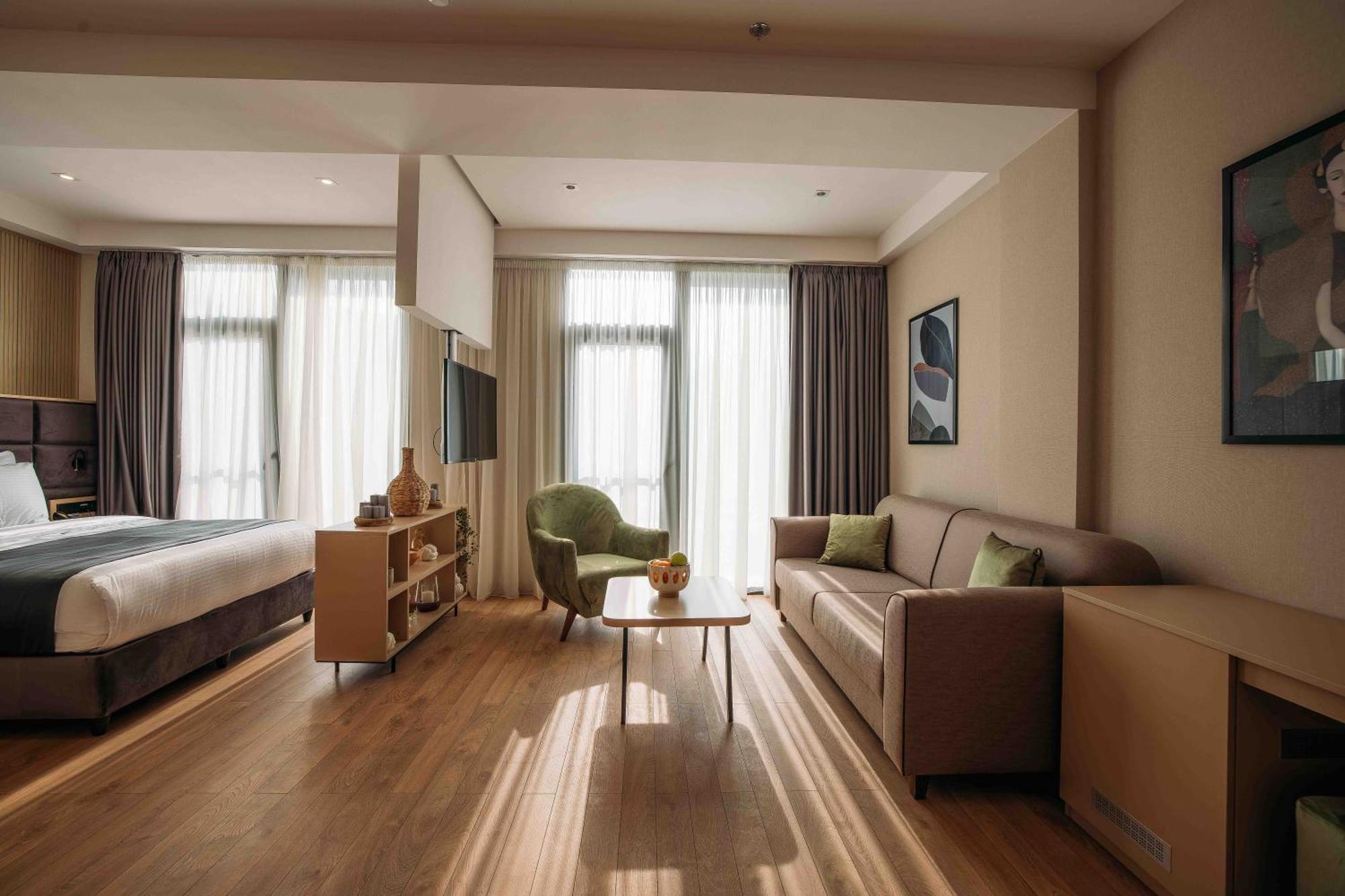 Hotel Monday By Dnt Group Tbilisi Eksteriør billede