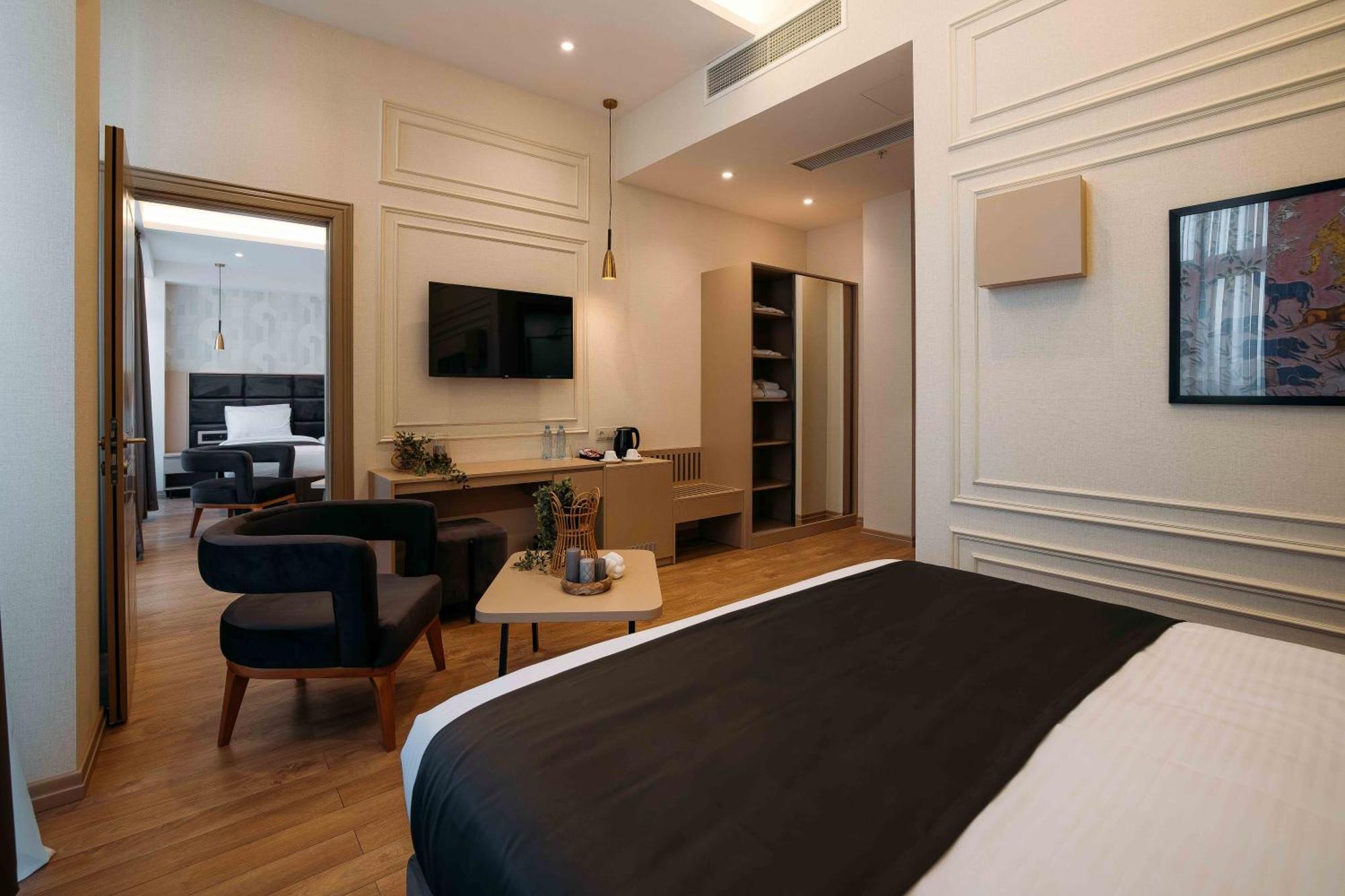 Hotel Monday By Dnt Group Tbilisi Eksteriør billede