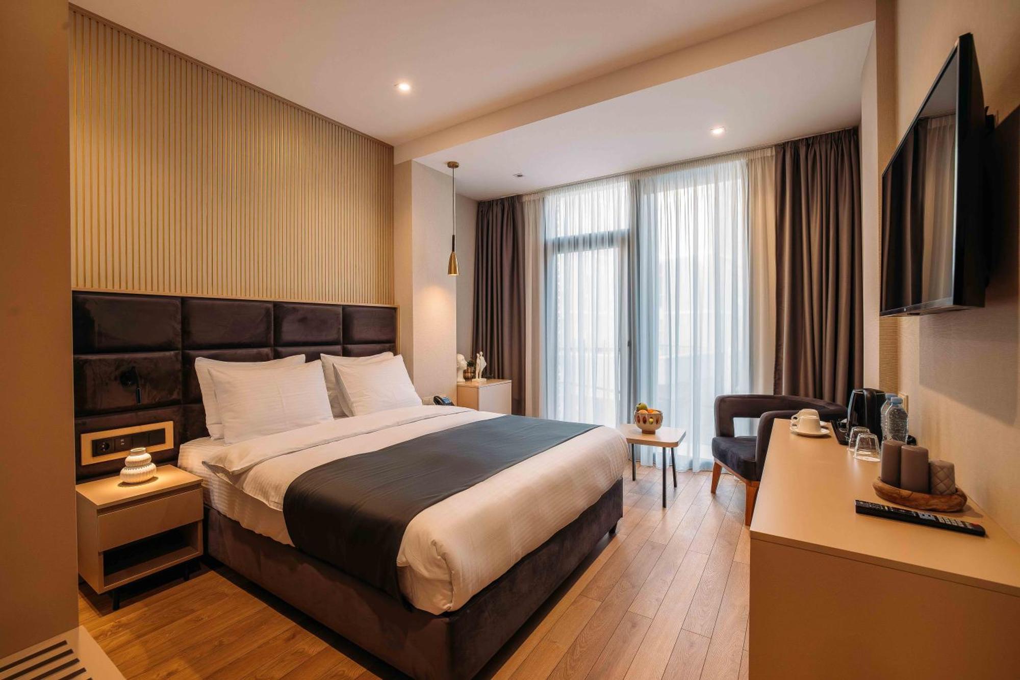 Hotel Monday By Dnt Group Tbilisi Eksteriør billede