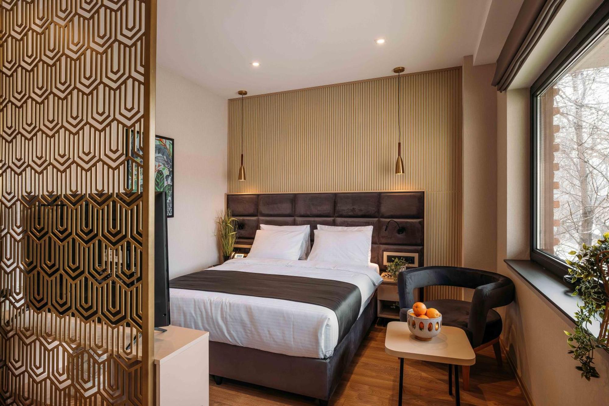 Hotel Monday By Dnt Group Tbilisi Eksteriør billede