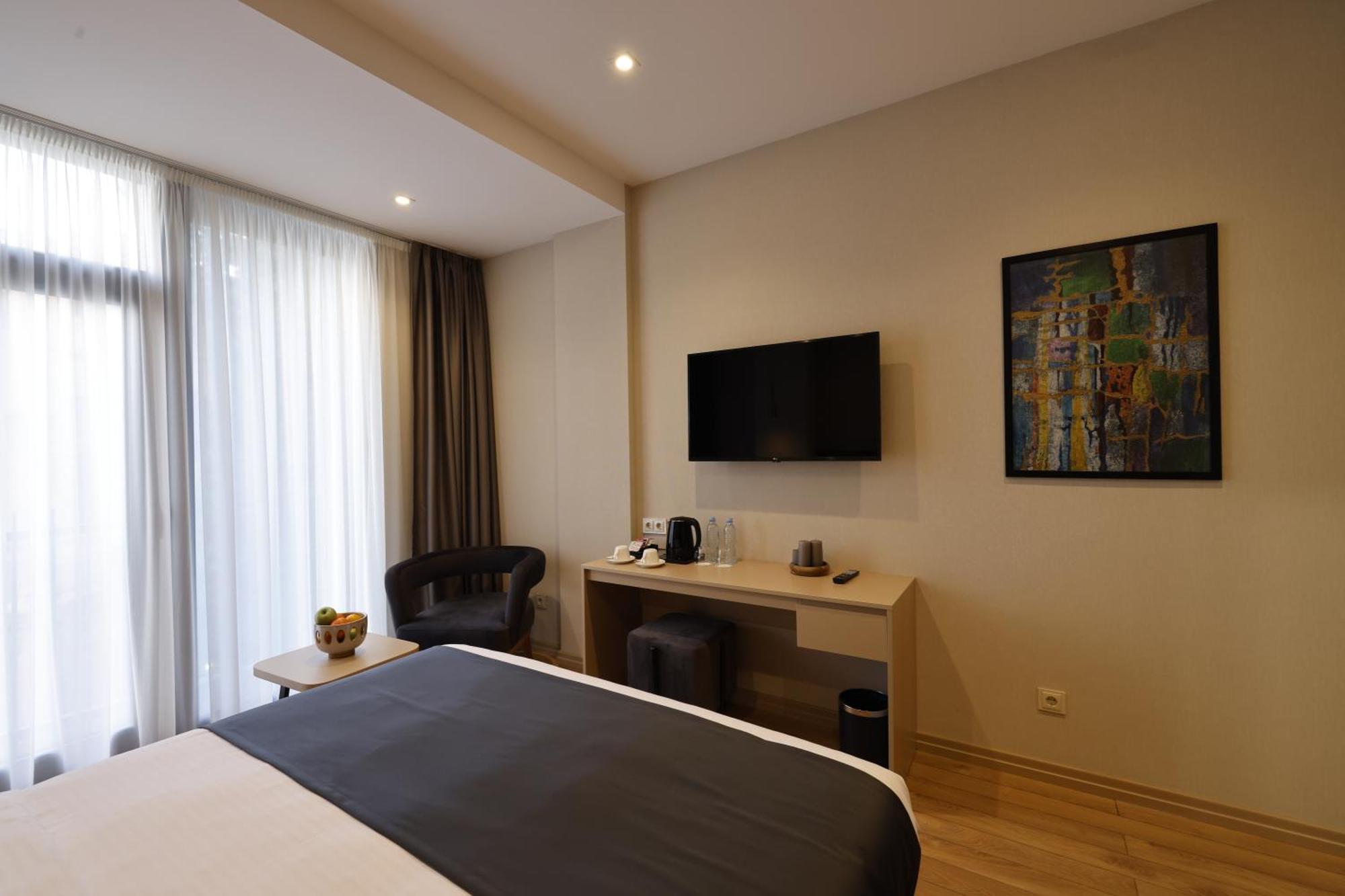 Hotel Monday By Dnt Group Tbilisi Eksteriør billede