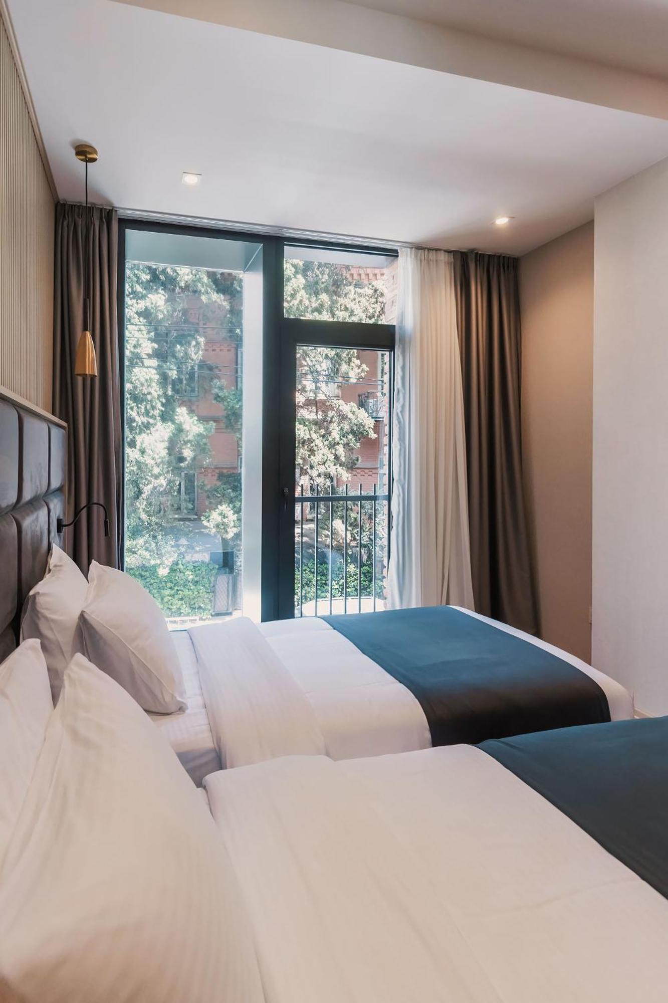 Hotel Monday By Dnt Group Tbilisi Eksteriør billede